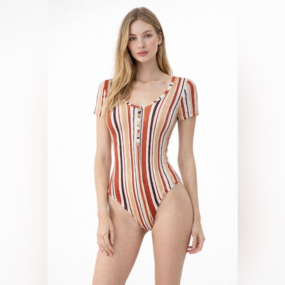 Love Tree Tops - Love Tree Stretchy Ribbed Stripe Button Front Bodysuit Rust Cream Burgundy M